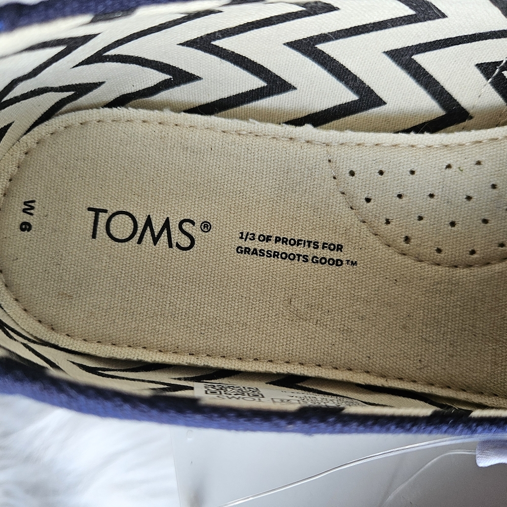 TOMS Alpargata Slip-On Flats – Navy Blue – Women’s Size 6 (New Without Tags) - Picture 8 of 8